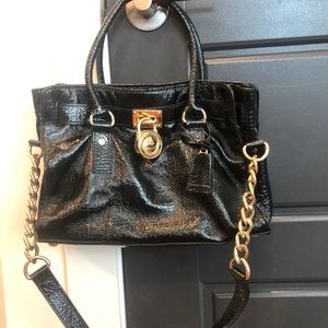 EUC Michael Kors Black Textured Leather Bag